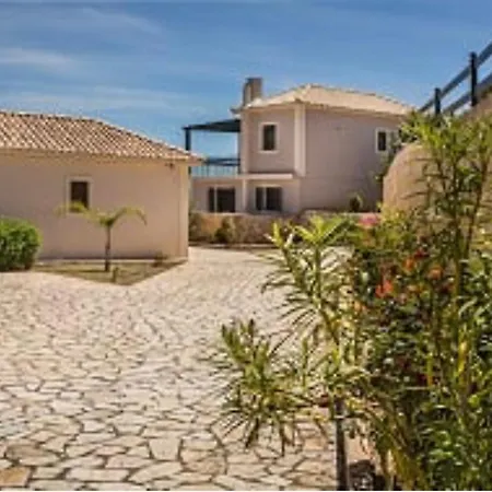 Hébergement de vacances Peaceful House With An Awesome View *