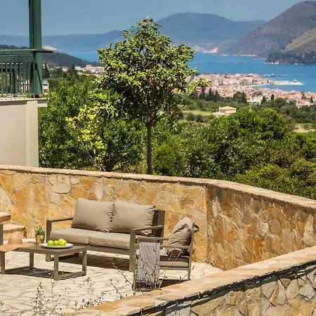 Peaceful House With An Awesome View Хелмата